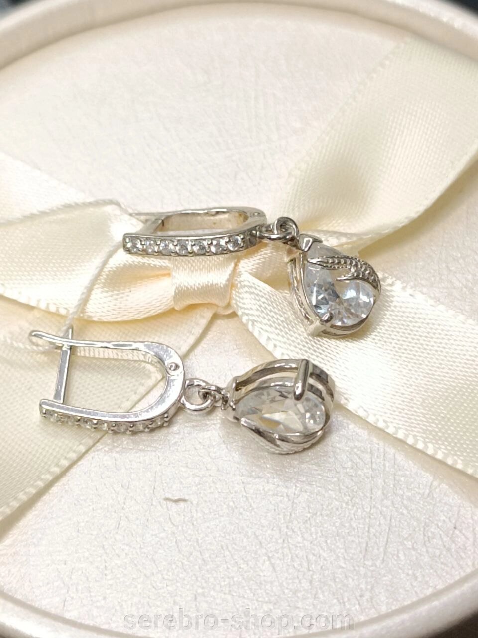 Срібні сережки класика довгі від компанії Serebro-shop - фото 1