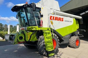 Комбайн сlaas lexion 570 2005 р. 273 квт. 3376 м/год. з жаткою V750