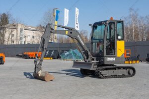Міні екскаватор Volvo ECR25D 2018 р. 15,5 кВт. 1 013,9 м/г. 3680