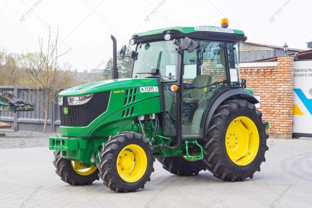 Трактор John Deere 5090 GN 2017 р. 90 к. с. 3482 м/г. 4049 - огляд