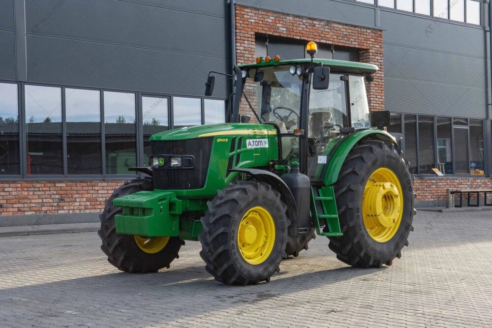 Трактор JOHN DEERE 6140B 2022 р. 140 к. с. 344 м/г., № 3702 від компанії Пак Трейд - фото 1