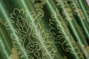 Двостороння тканина блекаут-софт, колекція "Корона"Колір зелений з оливковим. Код 1279ш