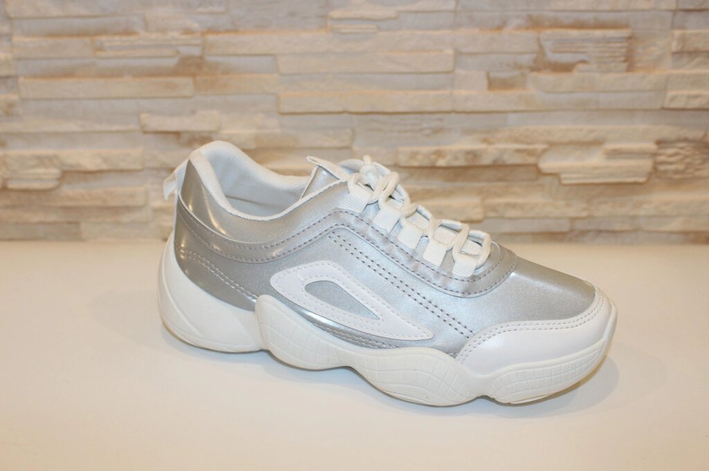 Кросівки жіночі сріблясті з білими вставками код Т274 39 від компанії Shock km ua - фото 1