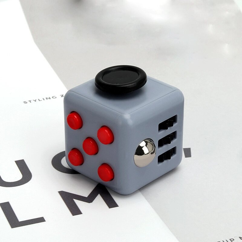 Кубик антистрес Fidget Cube 14121 3.5х3.5х4 см сірий з червоним та чорним від компанії Shock km ua - фото 1