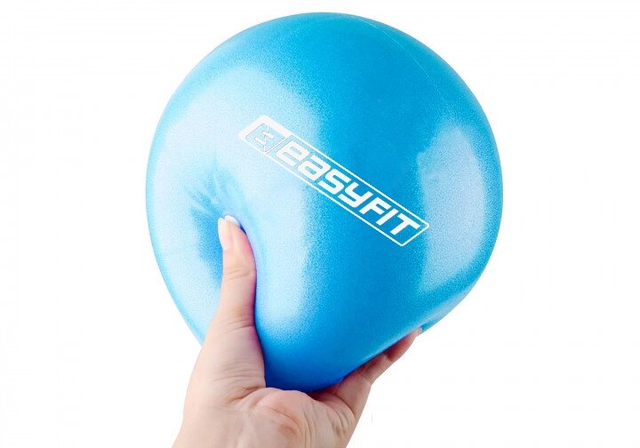 М'яч для пілатеса EasyFit 20 см синій від компанії Shock km ua - фото 1