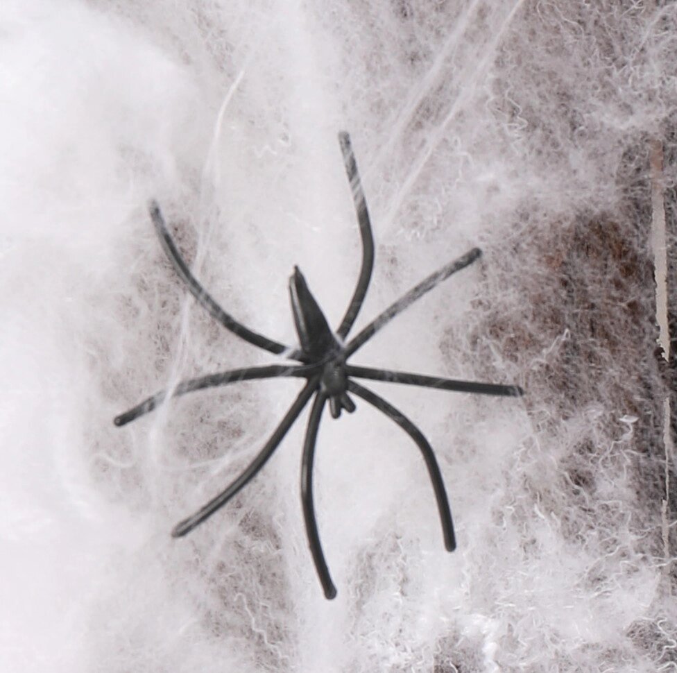 Паутина с пауками на Хэллоуин 13642 белая 200 г 30 пауков від компанії Shock km ua - фото 1