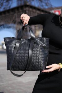 Чорна — вмістка сумка з екошкіри з імітацією під плетіння. Дорогий турецький матеріал (0232-8)