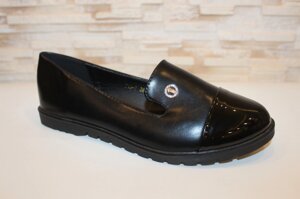 Туфлі жіночі чорні лаковий носок Т885