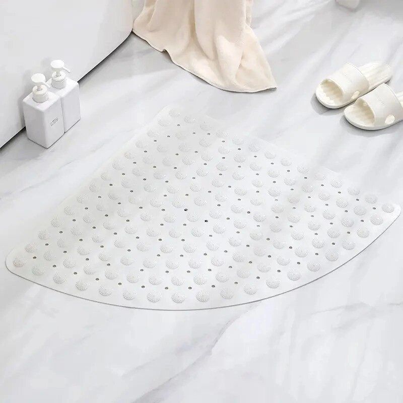 Силіконовий трикутний килимок протиковзкий Bathlux на присосках для ванни та душу 54х54 см, Білий від компанії Shock km ua - фото 1