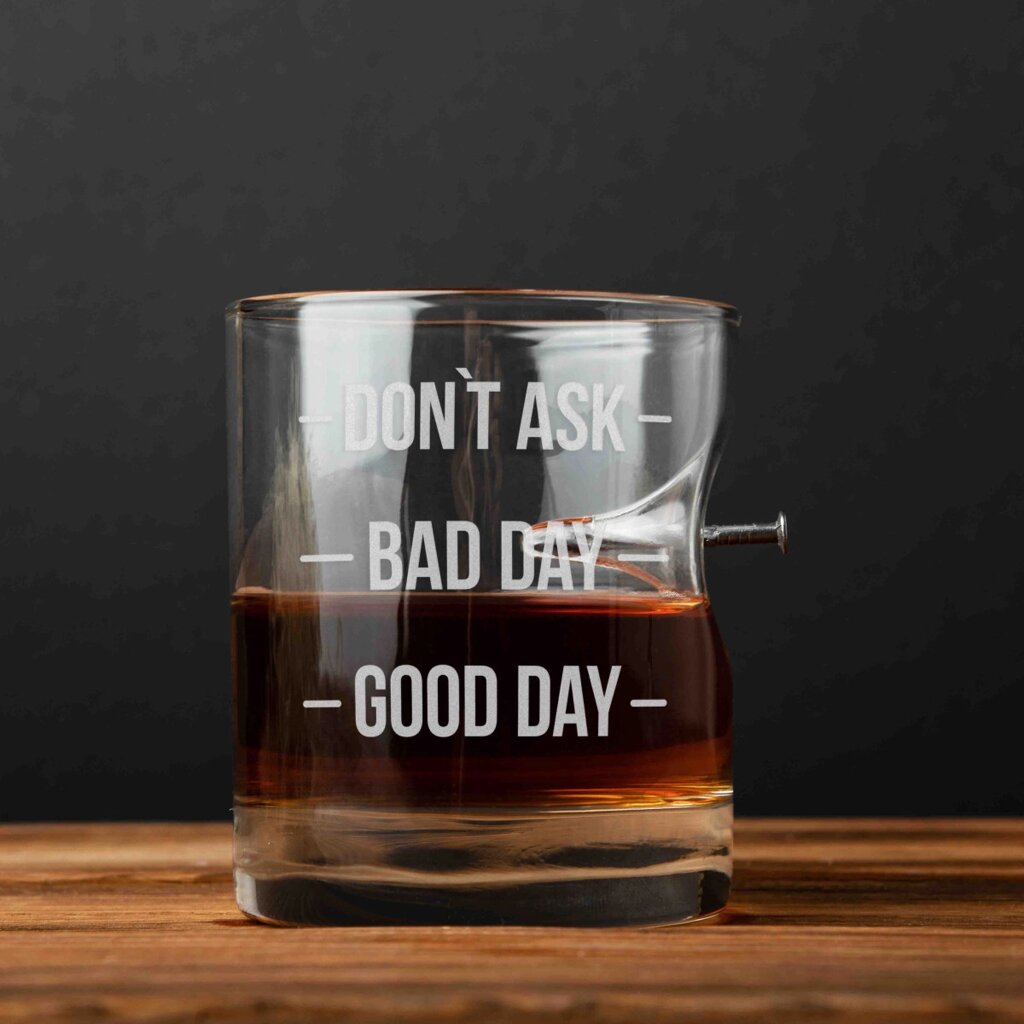 Склянка з цвяхом "Don`t ask. Bad day. Good day", англійська, Дерев'яна подарункова коробка з гравіюванням від компанії Shock km ua - фото 1