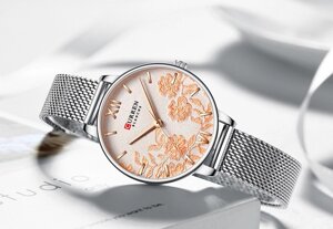 Стильний жіночий наручний годинник зі сріблястим браслетом код 495