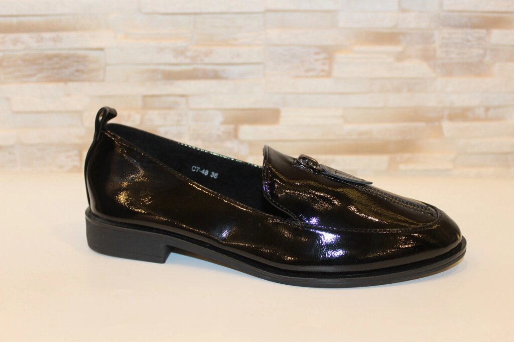 Туфлі жіночі чорні лакові Т1282 37 від компанії Shock km ua - фото 1
