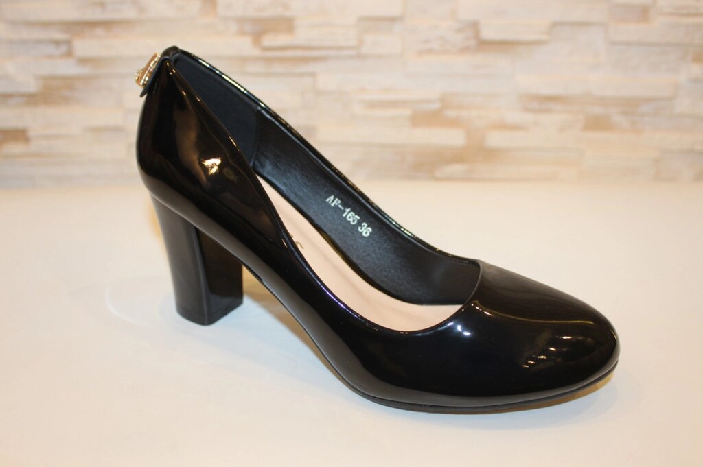 Туфлі жіночі чорні на підборах Т1676 38 від компанії Shock km ua - фото 1