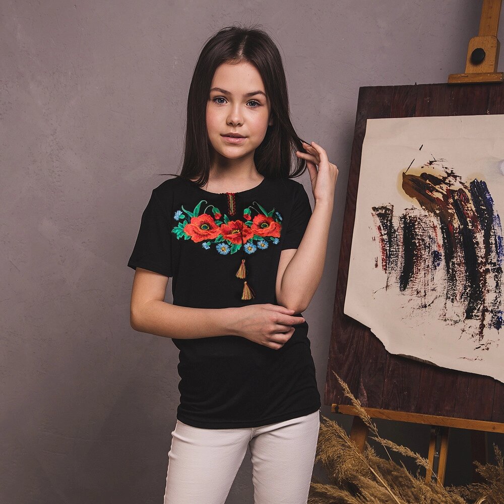 Вишиванка-футболка Moderika Макове Поле чорна з вишивкою 110 від компанії Shock km ua - фото 1