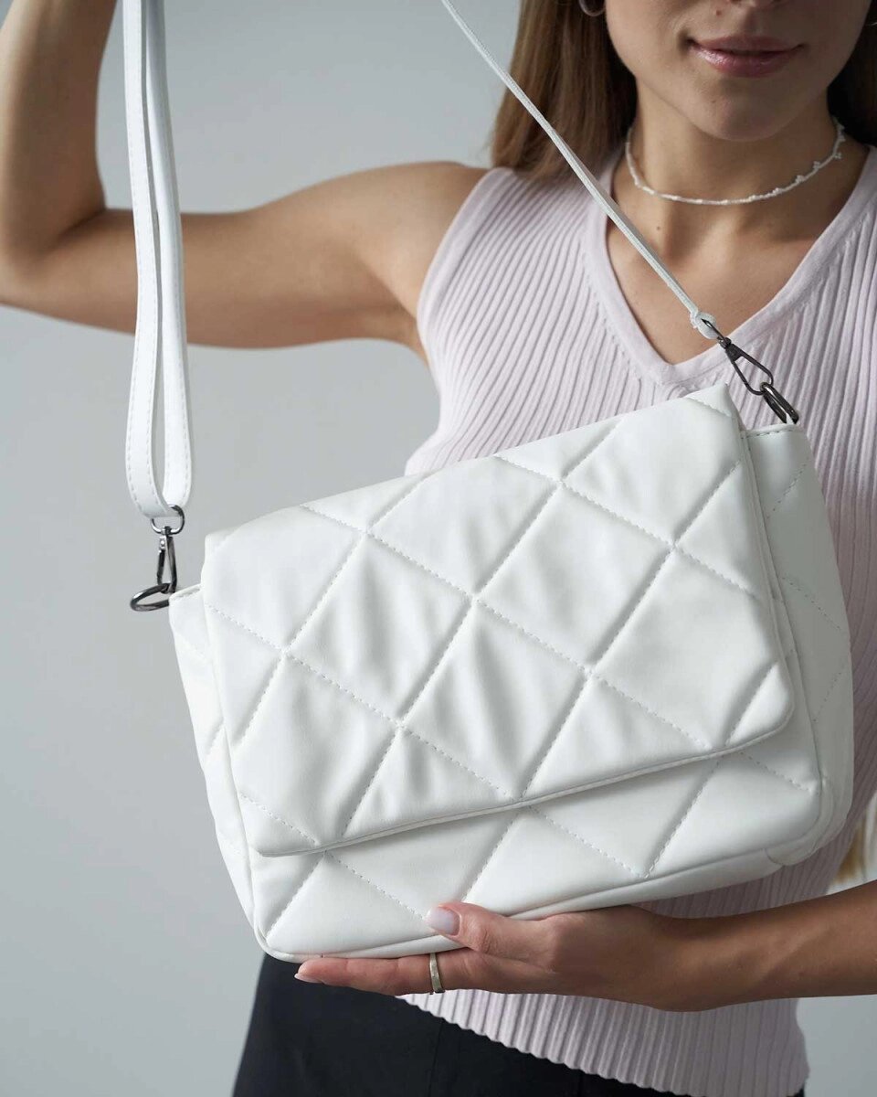 Жіноча сумка «Керри» біла від компанії Shock km ua - фото 1