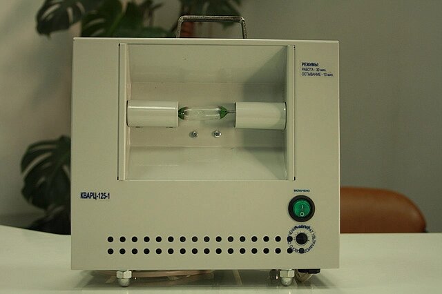 Кварцова лампа "Кварц-125-1" від компанії Медтехніка ZENET - Товари для здоров'я, затишку та комфорта - фото 1