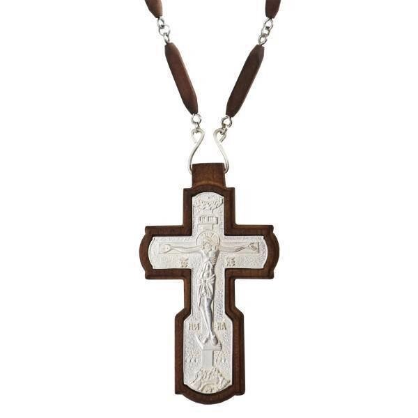 Хрест латунний у дерев'яному обрамленні та ланцюгом 2.7.0291д від компанії Іконна лавка - фото 1