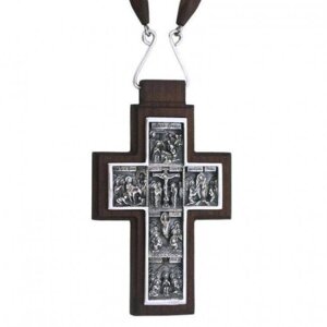 Хрест срібний у дерев'яному обрамленні та ланцюгом арт. 2.7.0291д