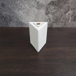 Декоративна лампада трикутна біла