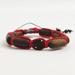Плетений червоний браслет з ладанкою в Києві от компании Иконная лавка