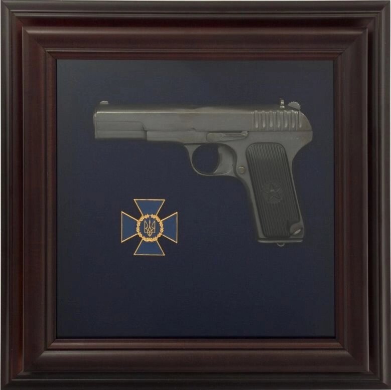 Подарунковий колаж "Пістолет ТТ і емблема СБУ" від компанії Іконна лавка - фото 1