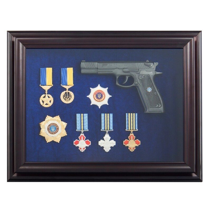 Подарунок "Пістолет Форт з нагородами" від компанії Іконна лавка - фото 1