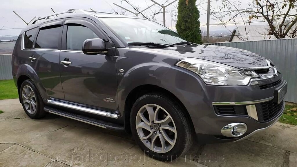 Бічні майданчики Bosphorus Grey (2 шт., Алюміній) Mitsubishi Outlander 2006-2012 гг. від компанії Інтернет-магазин тюнінгу «Safety auto group» - фото 1