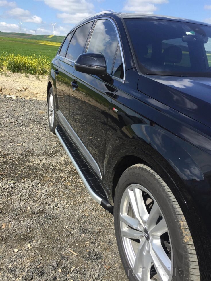 Бічні майданчики Fullmond (2 шт., Алюміній) Audi Q7 2015 р.р. від компанії Інтернет-магазин тюнінгу «Safety auto group» - фото 1