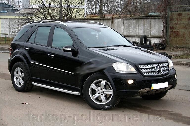 Бічні майданчики Fullmond (2 шт., Алюміній) Mercedes ML klass W164 від компанії Інтернет-магазин тюнінгу «Safety auto group» - фото 1