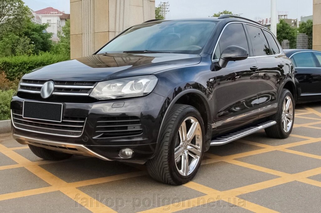 Бічні майданчики під Оригінал V3 (2 шт., Алюміній) Volkswagen Touareg 2010-2018 гг. від компанії Інтернет-магазин тюнінгу «Safety auto group» - фото 1