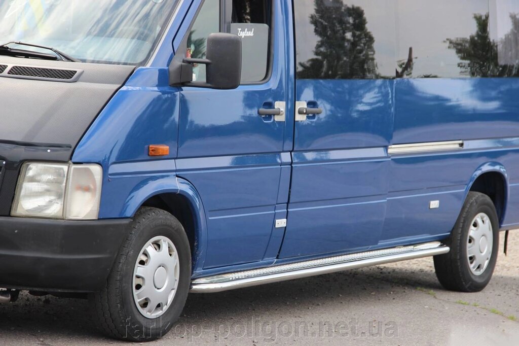 Бічні майданчики Premium (2 шт., Нерж.) Volkswagen LT 1998 гг. від компанії Інтернет-магазин тюнінгу «Safety auto group» - фото 1