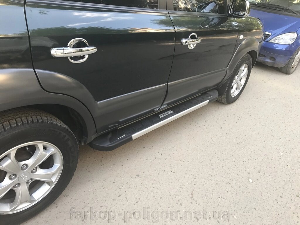 Бічні майданчики RedLine V2 (2 шт., Алюміній) Hyundai Tucson JM 2004 р.р. від компанії Інтернет-магазин тюнінгу «Safety auto group» - фото 1