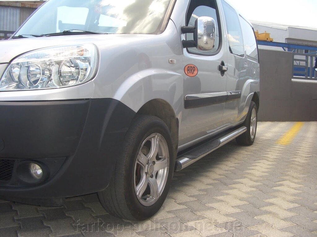 Бічні труби BB002 (2 шт, нерж.) Fiat Doblo II 2005р. від компанії Інтернет-магазин тюнінгу «Safety auto group» - фото 1