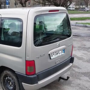 Цільнозварений фаркоп Citroen Berlingo з 1996-2008 р. фірма Vastol