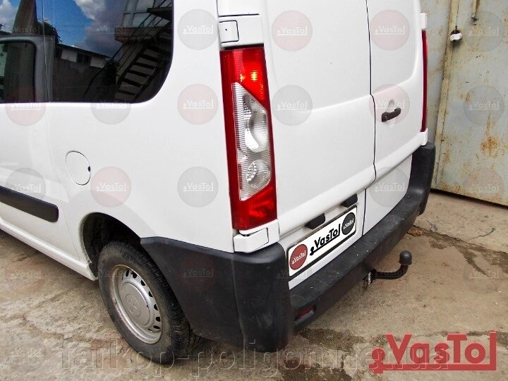 Фаркоп Fiat Scudo з 2007-2016 р. (виробник Vastol) від компанії Інтернет-магазин тюнінгу «Safety auto group» - фото 1