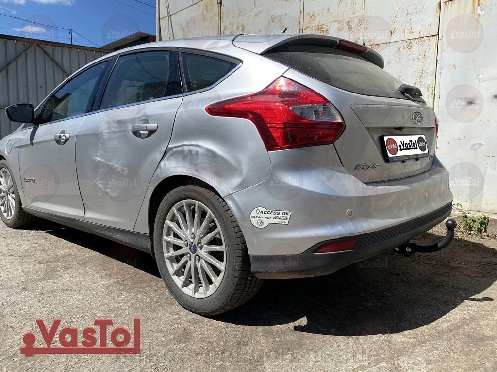 Фаркоп Ford Focus 3 (хетчбек) електрична версія з 2012-2018 р. фірми Vastol, артикул FR-32 від компанії Інтернет-магазин тюнінгу «Safety auto group» - фото 1