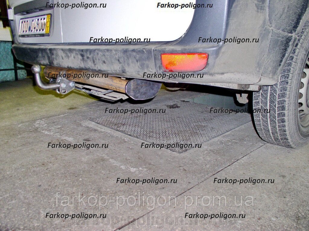 Фаркоп VOLKSWAGEN Crafter (із запаскою) з 2006; з 2011 р. від компанії Інтернет-магазин тюнінгу «Safety auto group» - фото 1