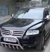 Низький Кангаріік з решіткою на Volkswagen Touareg 2004-2010 від компанії Інтернет-магазин тюнінгу «Safety auto group» - фото 1