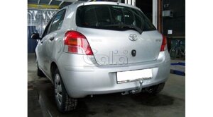 Toyota Yaris 2006- швидко знімається