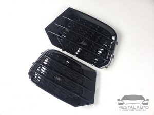 Тюнинг Решетки переднего бампера Audi Q3 2014-2018год Черные (в стиле S-Line)