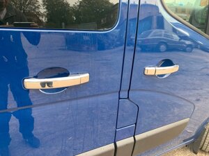 Накладки на ручки (4 шт) 2 отвори, Carmos - Хромований пластик для Nissan NV300/Primastar 2016-рр