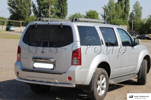 Захист заднього бампера (одинарна нержавіюча труба - одинарний вус) Nissan Pathfinder (2006-2013)