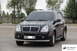 Захист переднього бампера (одинарна нержавіюча труба - одинарний вус) Ssang Yong Rexton (06-12)