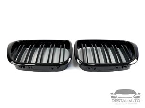 Решетка радиатора ноздри BMW 5 E39 2000-2004год Черные Глянцевые