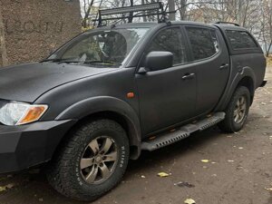 Бокові пороги Dakar V2 з LED (2 шт, метал) для Mitsubishi L200 2006-2015 рр