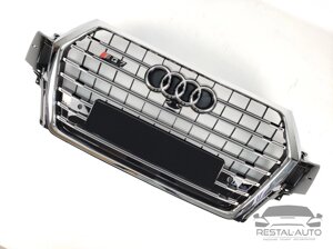 Тюнинг Решетка радиатора Audi Q7 2015-2020год Черная с хромом (в стиле S-Line)