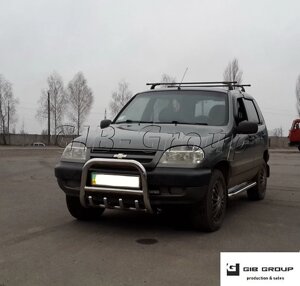 Захист переднього бампера - Кенгурятник Chevrolet Niva (2002-2009)
