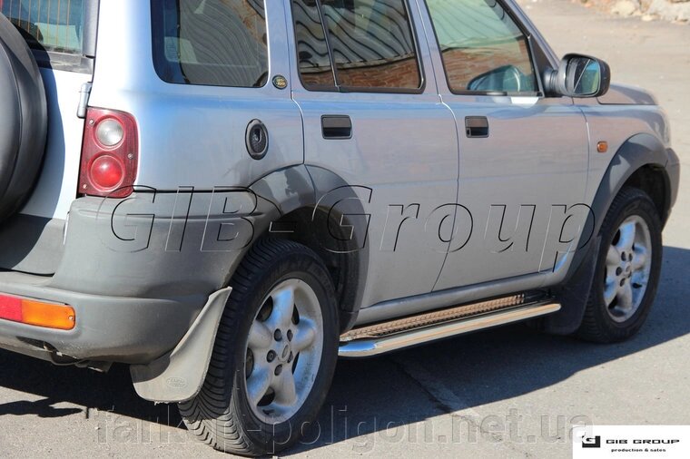 Пороги бічні труби з листом Land Rover Freelander (98-06) D51 від компанії Інтернет-магазин тюнінгу «Safety auto group» - фото 1