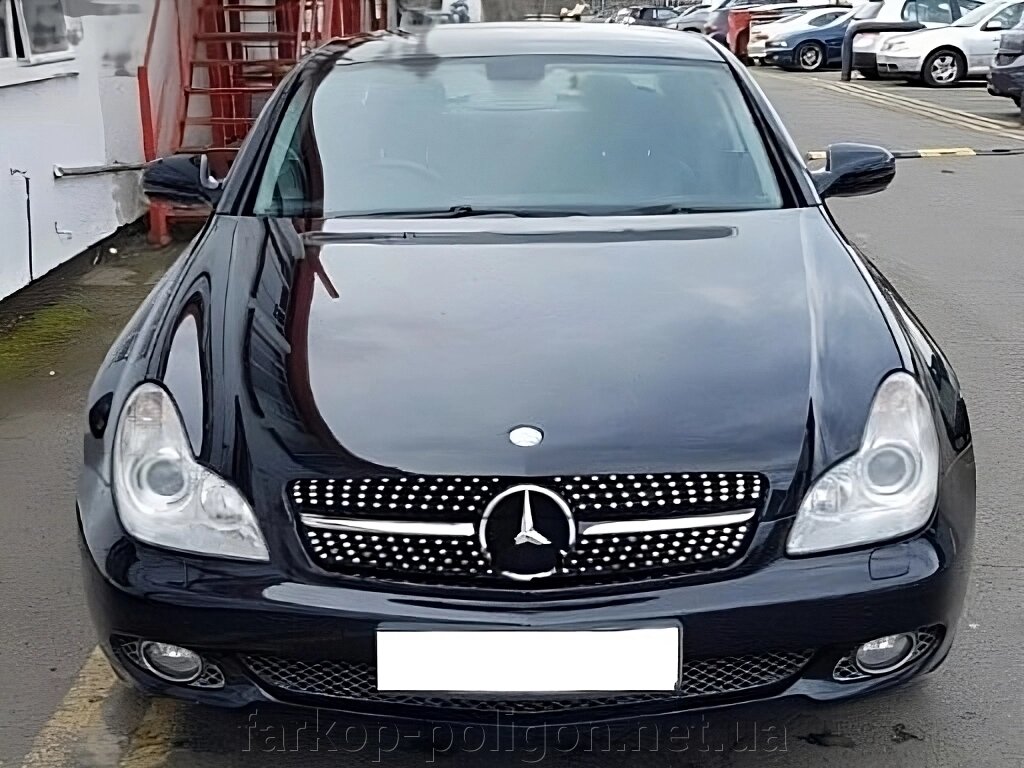 Решітка радіатора Mercedes CLS-Class (C219) з 2004-2008 р. (Diamond чорна з хром вставками) від компанії Інтернет-магазин тюнінгу «Safety auto group» - фото 1