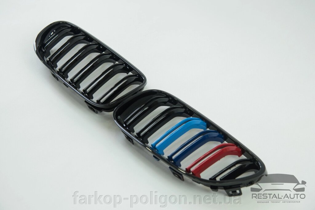 Решітка радіатора ніздрі BMW 3 E92/E93 2010-2013рік Чорні Глянцеві М-стиль від компанії Інтернет-магазин тюнінгу «Safety auto group» - фото 1